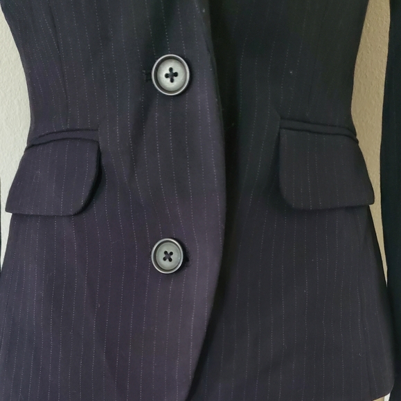 Banana Republic navy pinstripe blazer - Picture 2 of 8